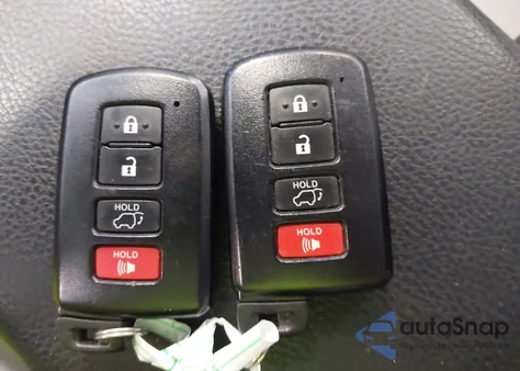 2018 Toyota Rav4 Xle from USA, damaged, VIN JTMRFREV8JJ239046